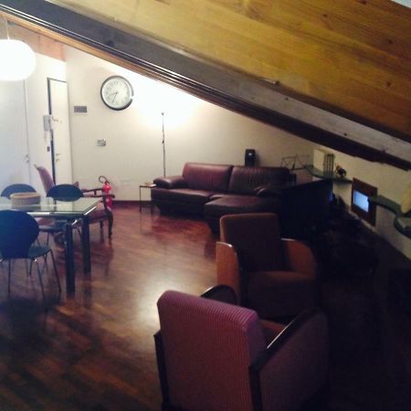 Apartament La Mansarda Della Musica Bolonia Zewnętrze zdjęcie